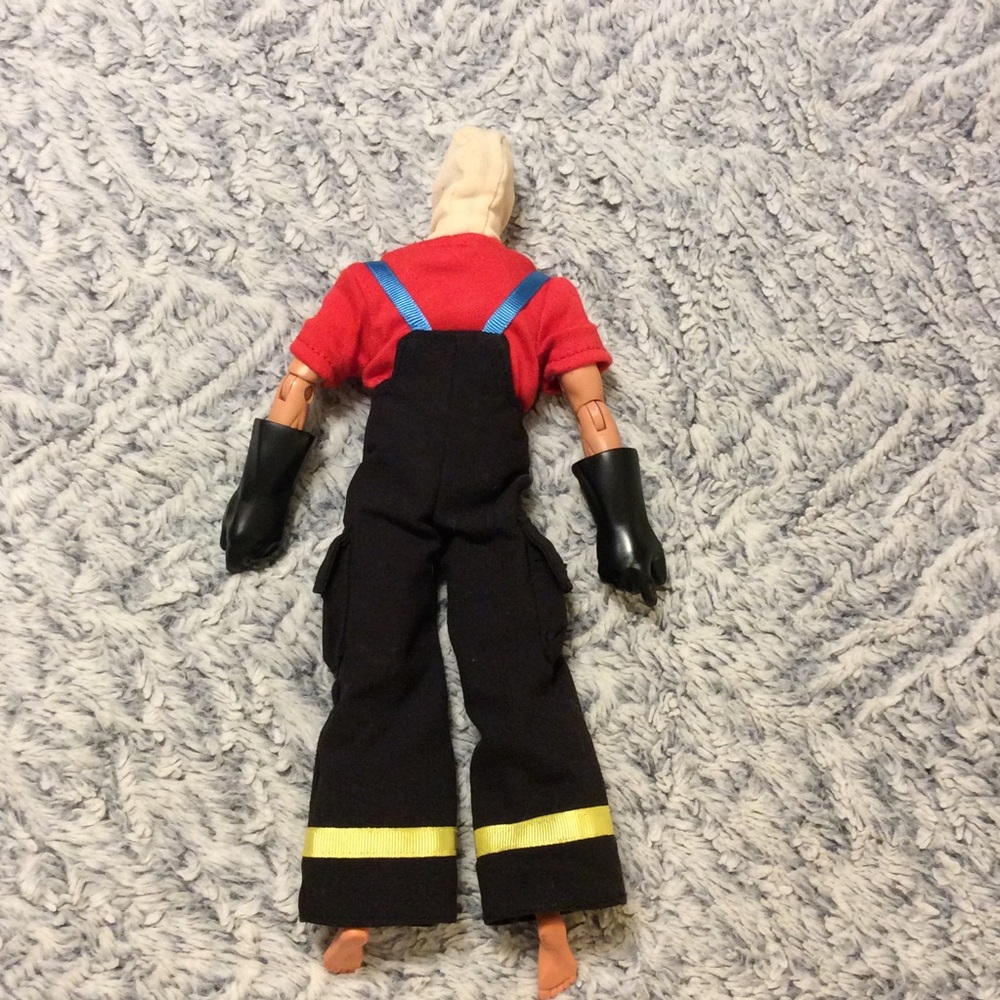 GI Joe Firefighter - Picture 5 of 16